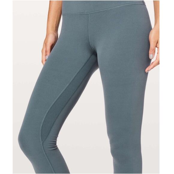 LuLulemon Athletica Align Crop 21" in Oil Blue 6 - Picture 3 of 12